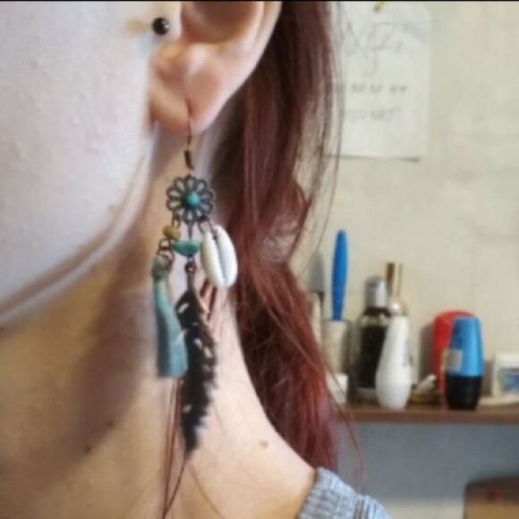 Flower Feather Boho Cowrie Shell Earrings (g3 - Picture 7 of 8